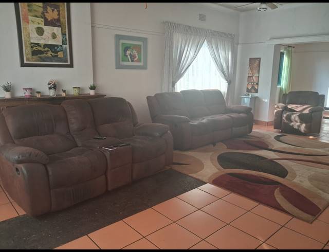 3 BEDROOM HOUSE FOR SALE IN THREE RIVERS